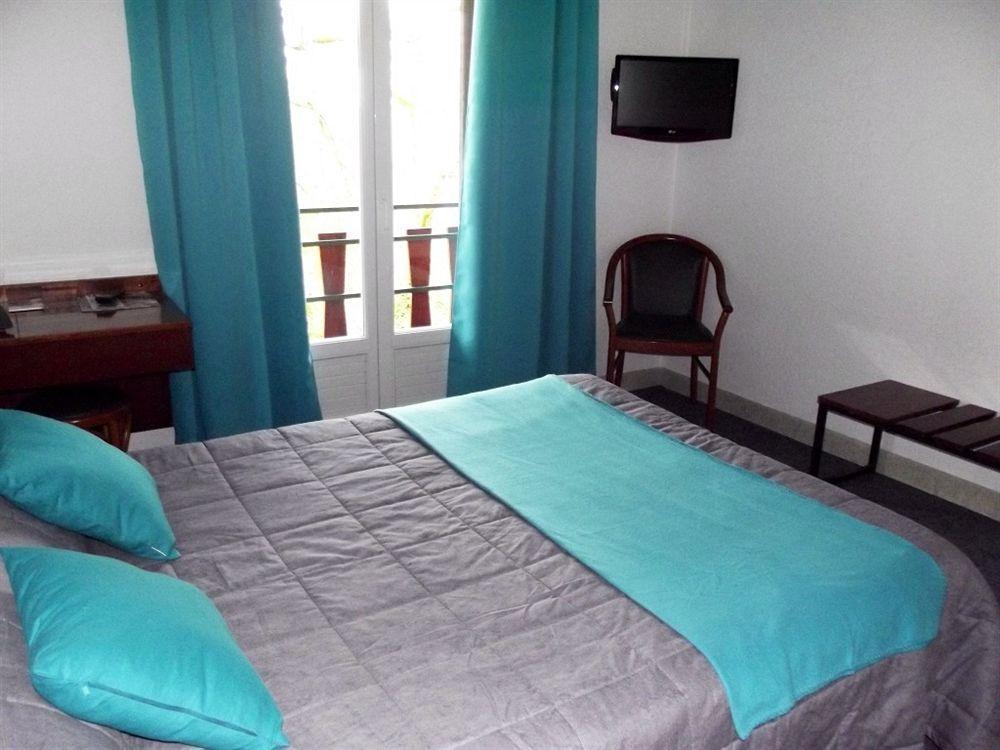 Hotel Robinson Auch Kültér fotó