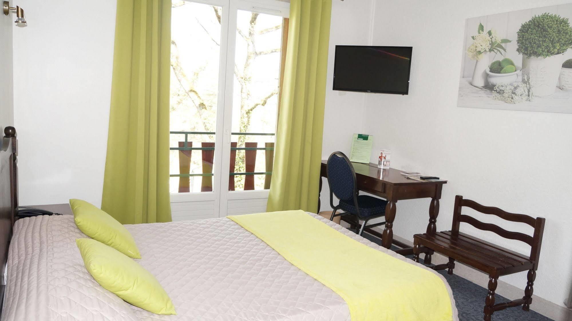 Hotel Robinson Auch Kültér fotó